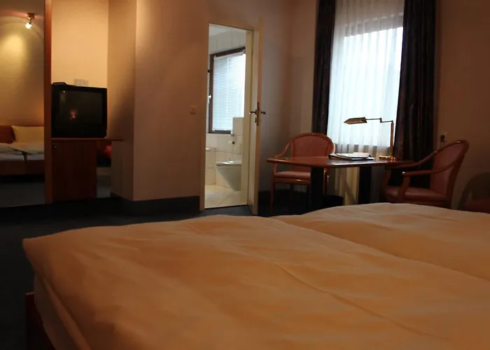 Hotel Hotel-gasthof Post Brennerei Frankenhoehe 3*