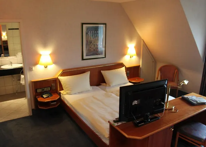 Hotel-gasthof Post Brennerei Frankenhoehe Hotel 3*