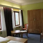 Hotel-gasthof Post Brennerei Frankenhoehe Schillingsfürst
