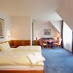 Hotel-gasthof Post Brennerei Frankenhoehe Hotel 3*