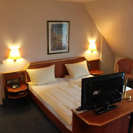 Hotel-gasthof Post Brennerei Frankenhoehe Ξενοδοχείο 3*