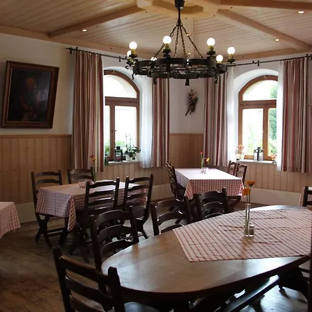 Hotel-gasthof Post Brennerei Frankenhoehe 호텔 쉴링그스푸르스트