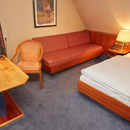 Hotel Hotel-gasthof Post Brennerei Frankenhoehe Schillingsfürst
