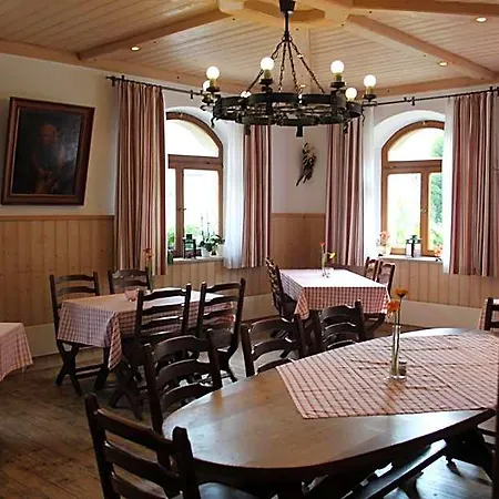 Hotel-gasthof Post Brennerei Frankenhoehe Hotel Schillingsfürst