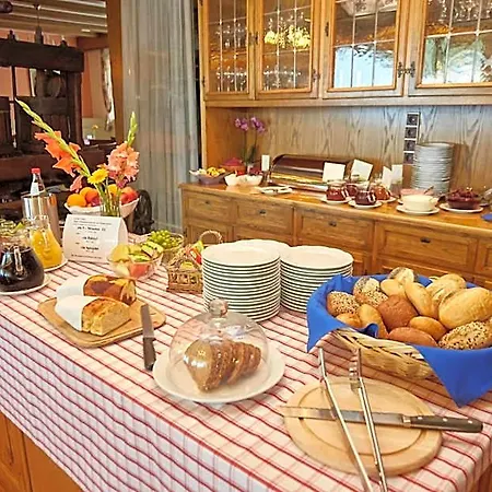 Hotel-gasthof Post Brennerei Frankenhoehe Schillingsfürst